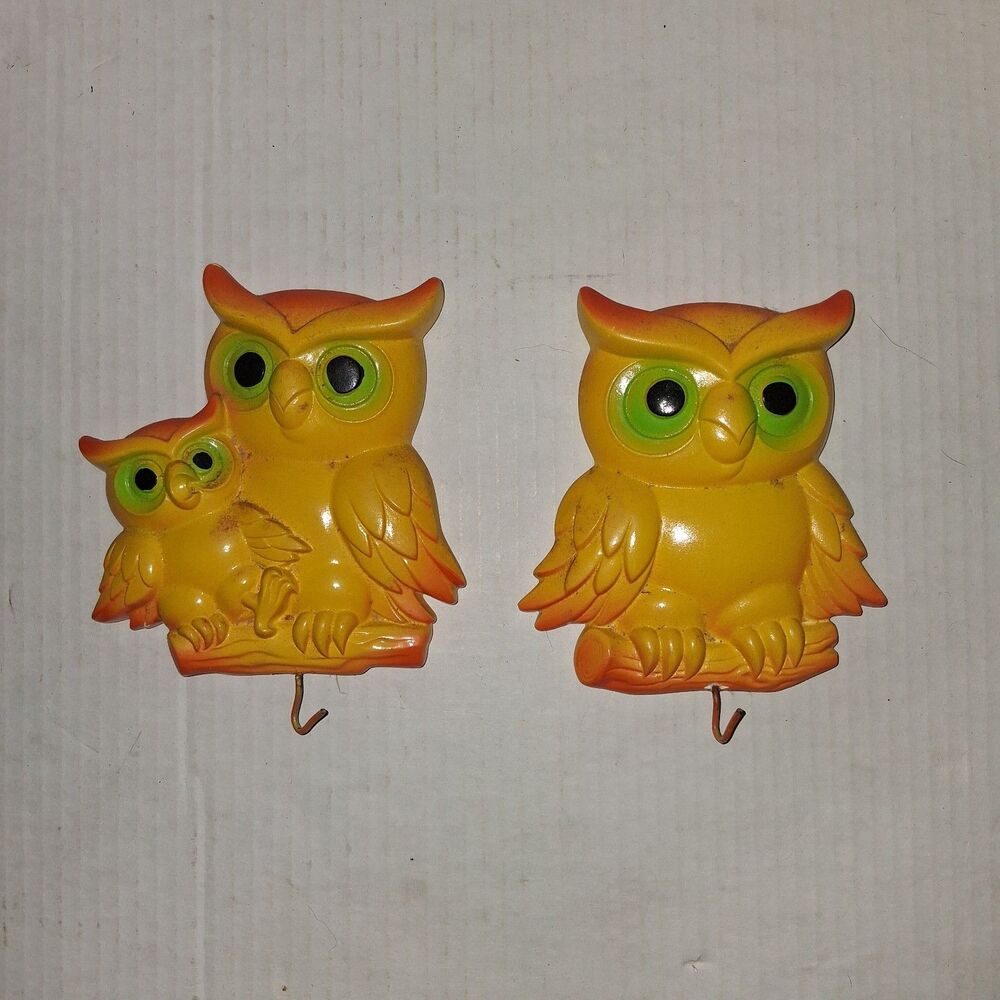 Vintage 1977 Miller Studio Chalkware Set Of 2 Owls Wall Hangers Decor